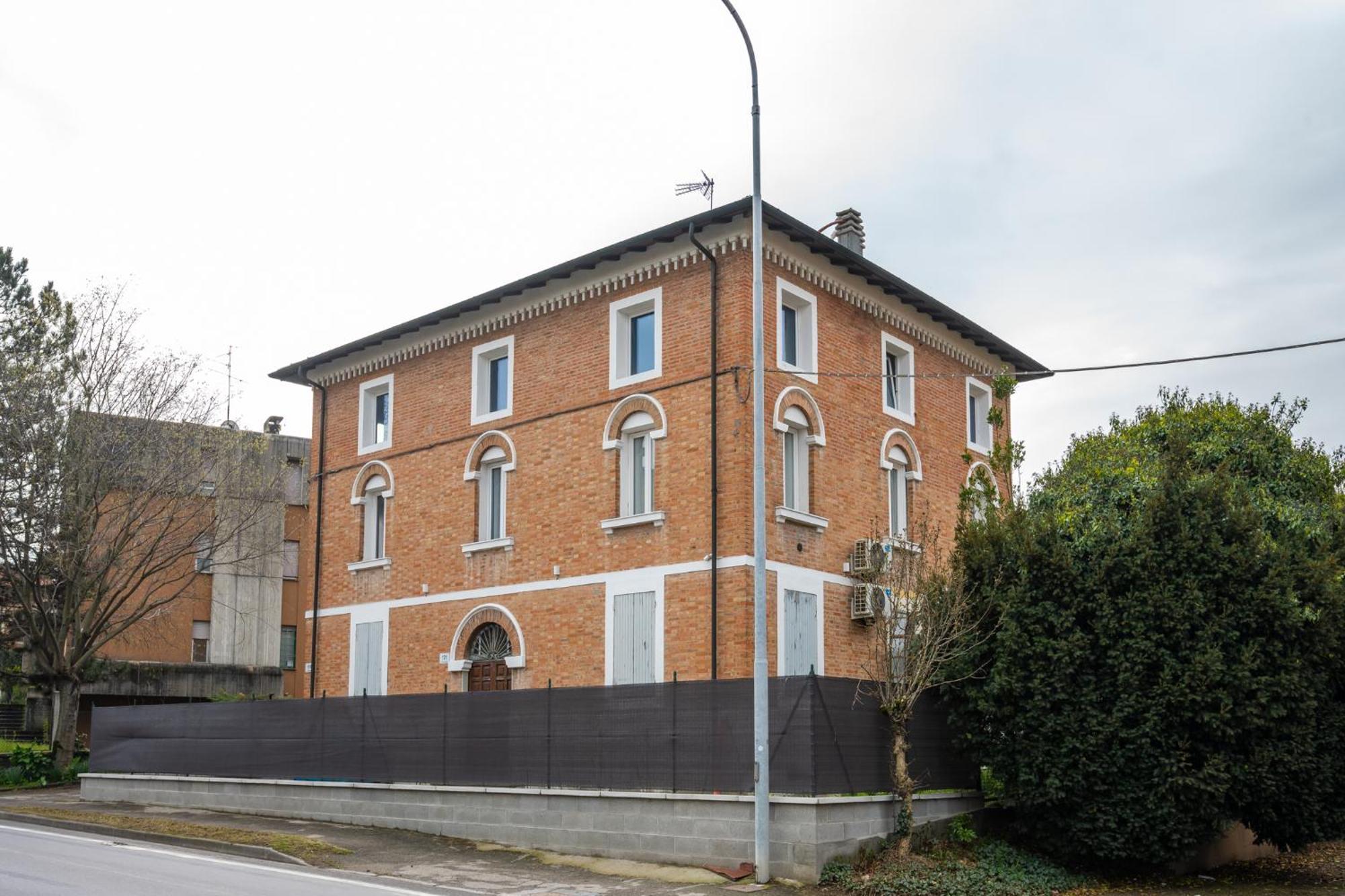 Villa Teresa Struttura Tra Ferrari E Lambrusco Solignano Nuovo Esterno foto